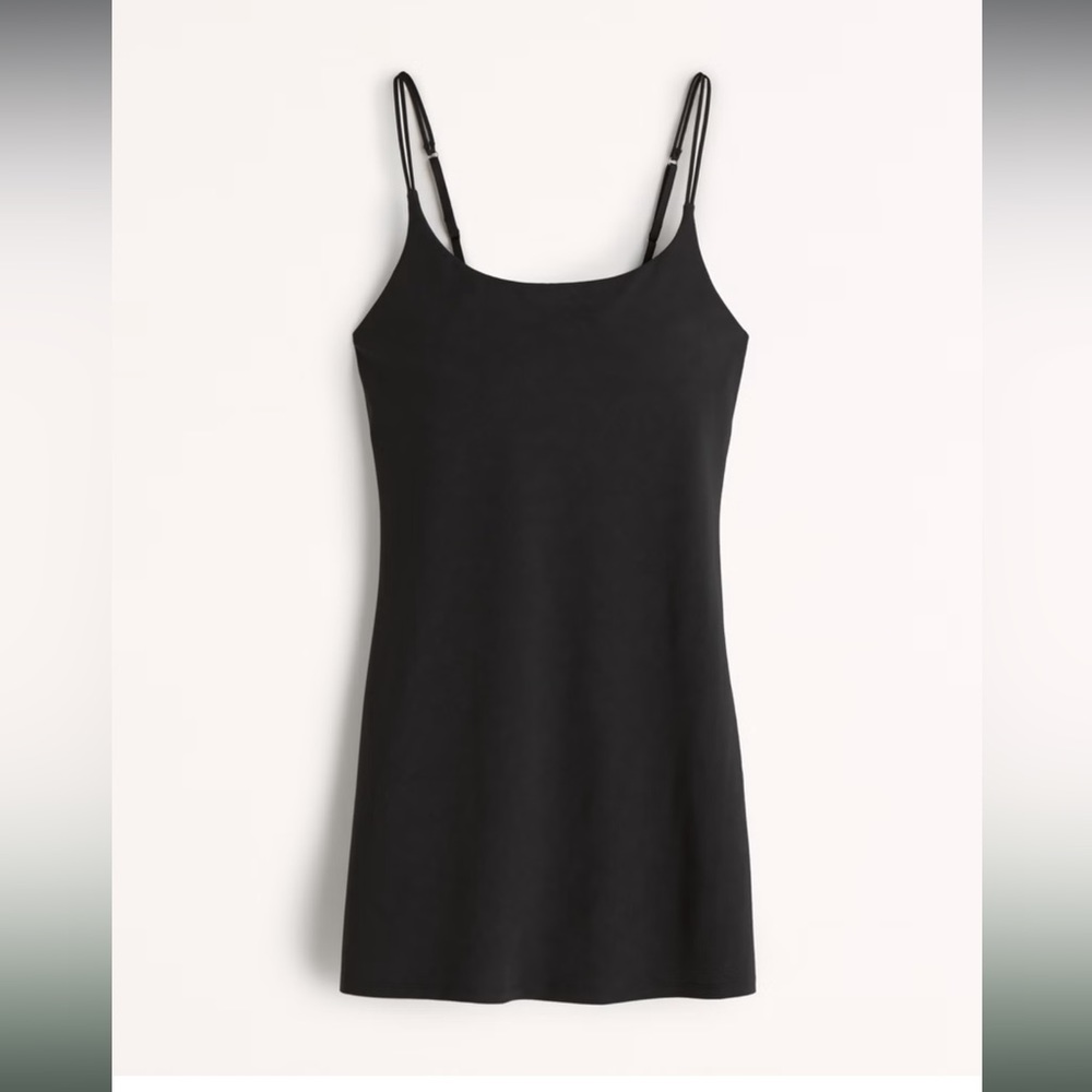 Abercrombie & Fitch Traveler Dress in Black